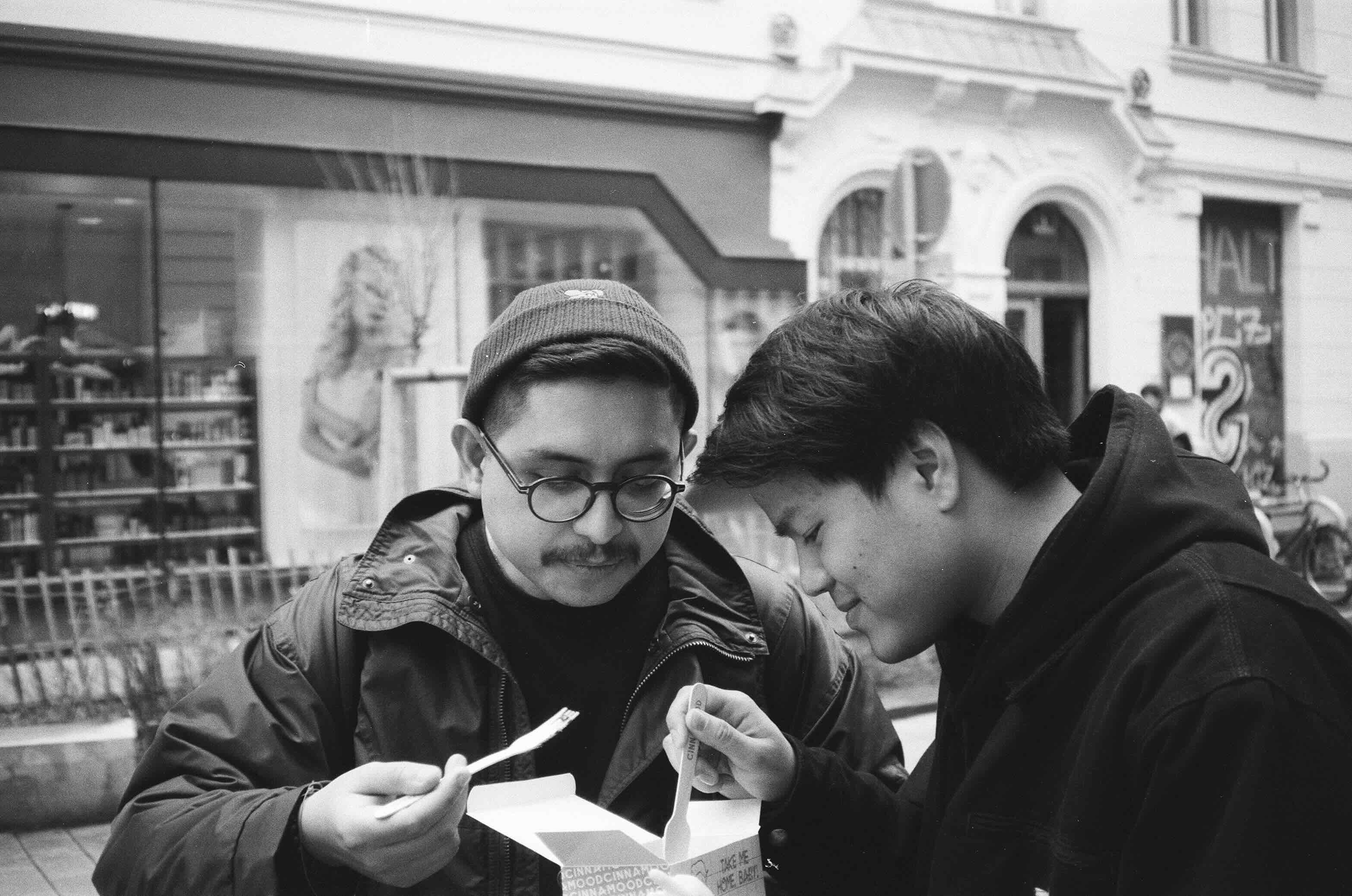 [describe the image]