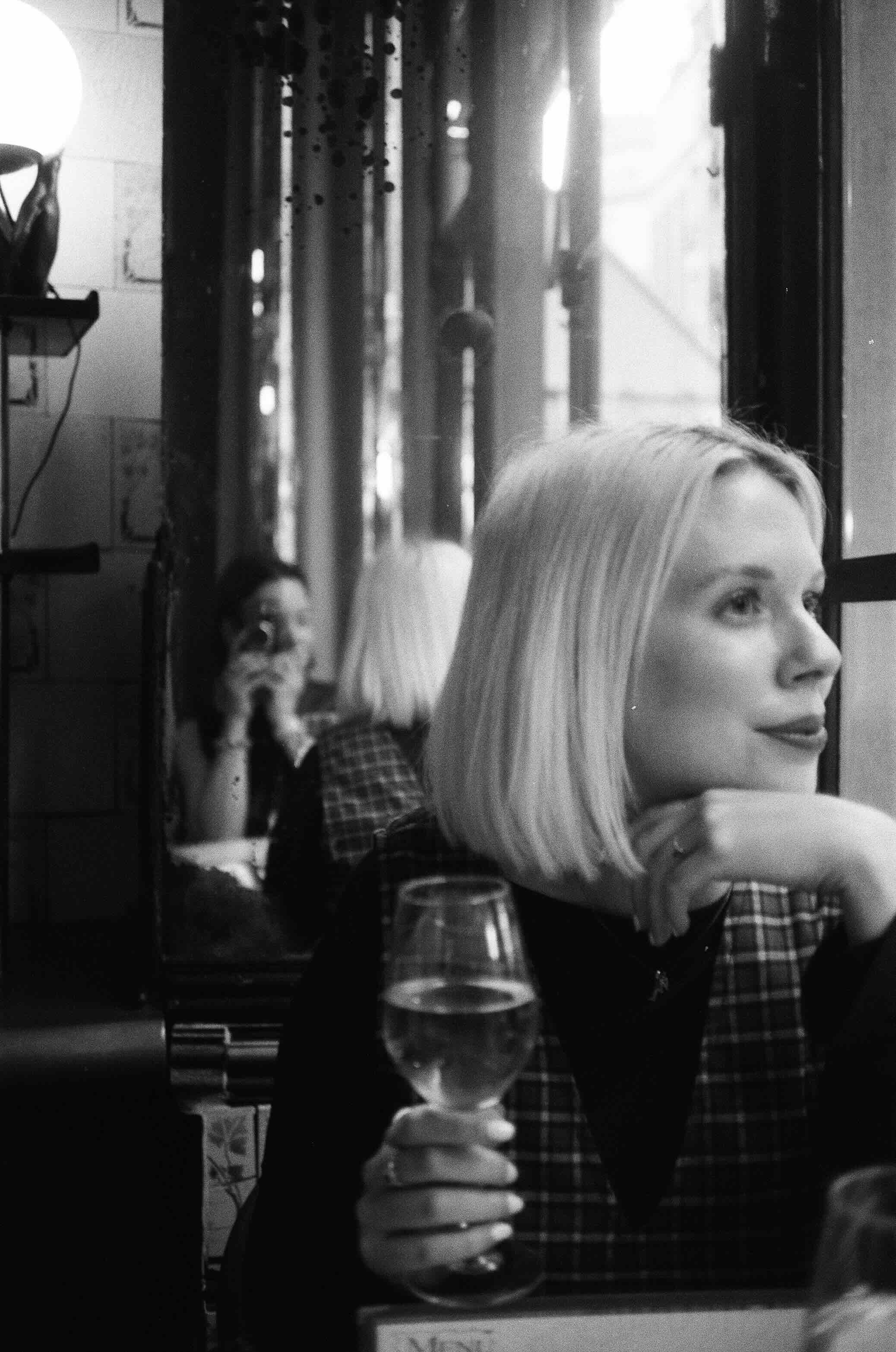 [describe the image]